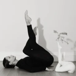 Legs 11 (White)